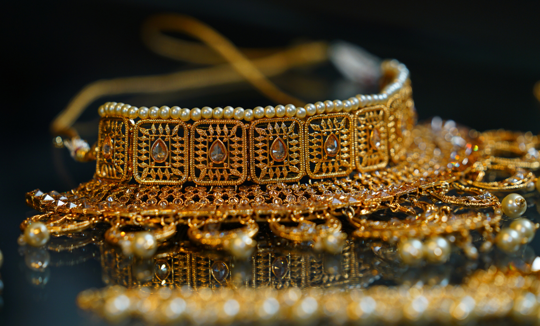 Top 5 Timeless Indian Necklace Designs to Complement Any Look