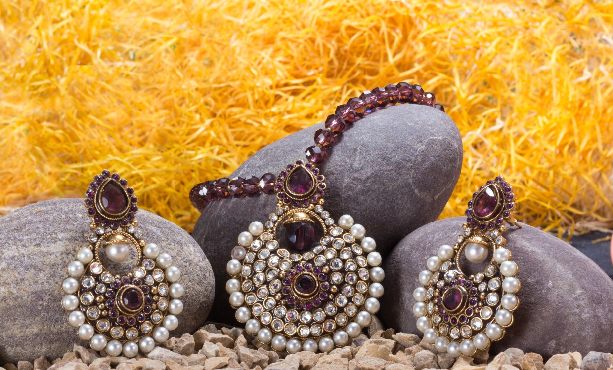 Enhance Your Look with Timeless Diwali Jewellery
