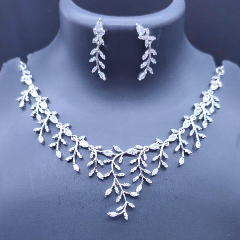 American Diamond Jewellery Set With Earrings.