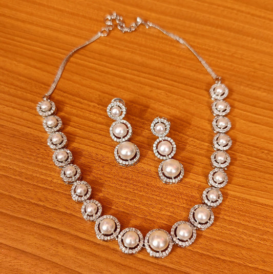 American Diamond Jewellery Set With Earrings.
