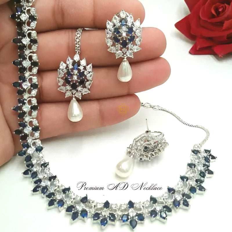 American Diamond Jewellery Set With Earrings.