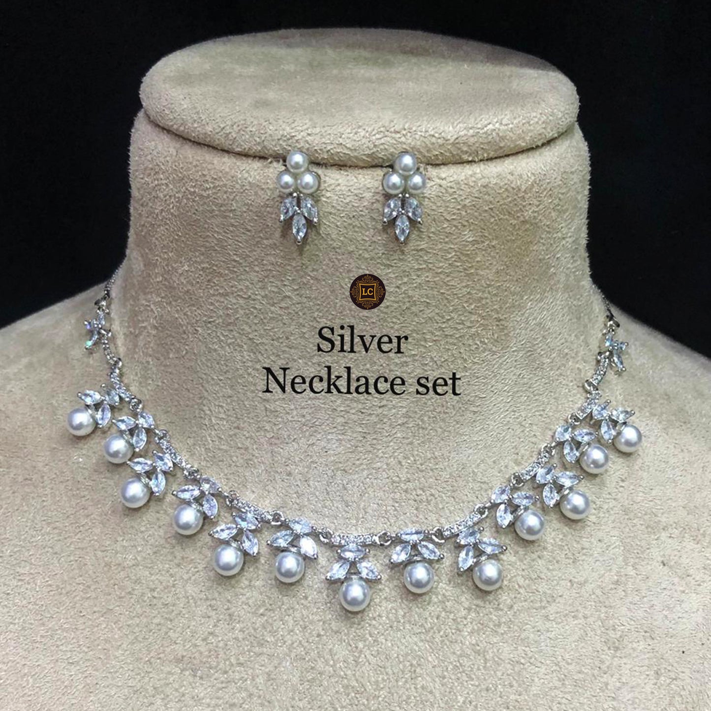 American Diamond Jewellery Set With Earrings.(LCN-52)
