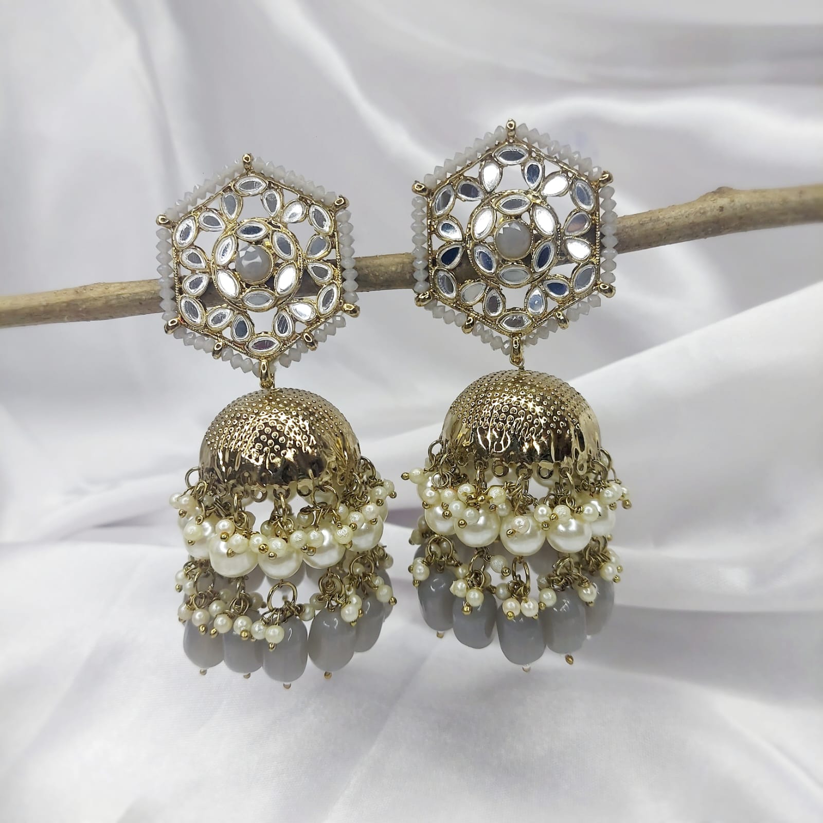 MirrorJhumkalightWhite