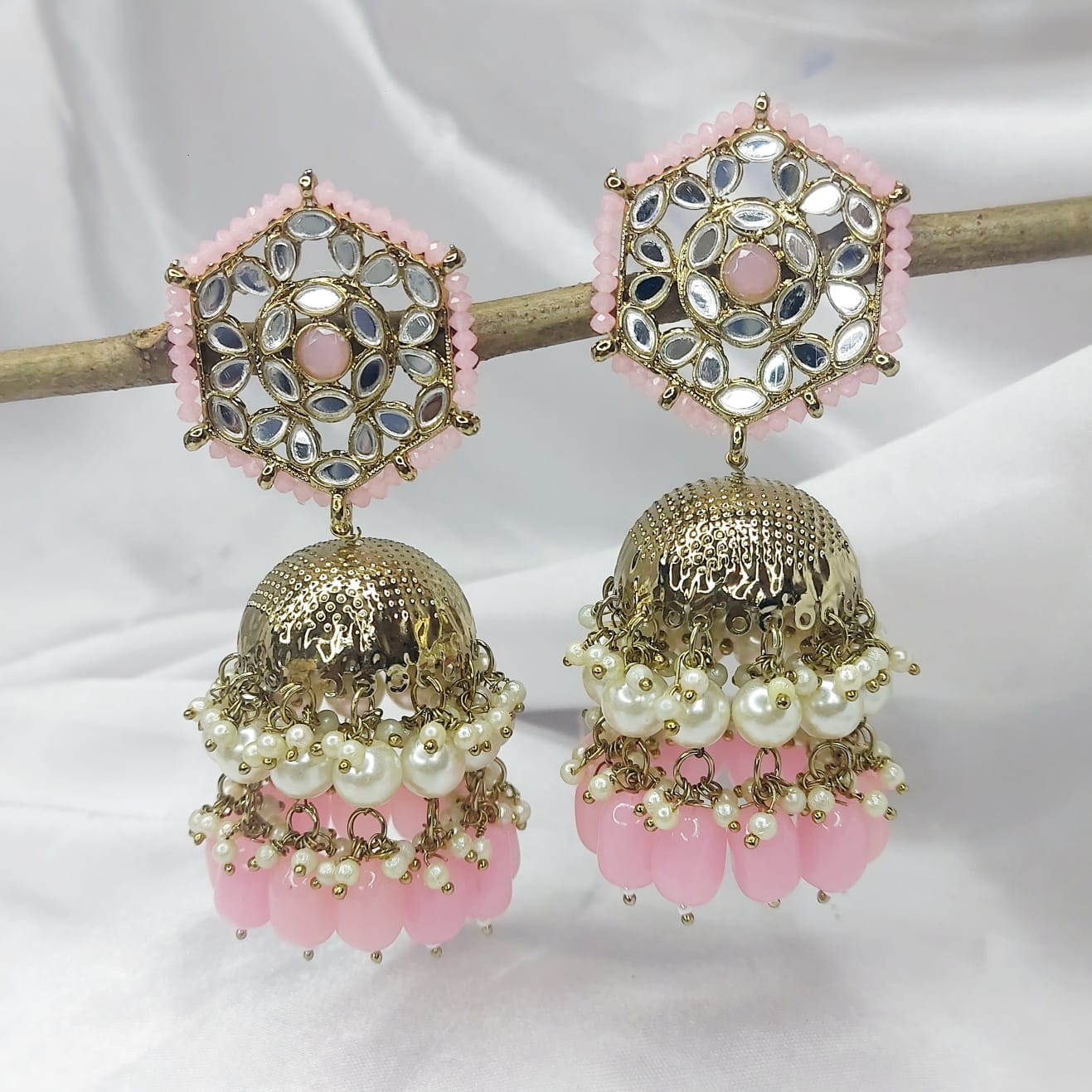 MirrorJhumkalightPink