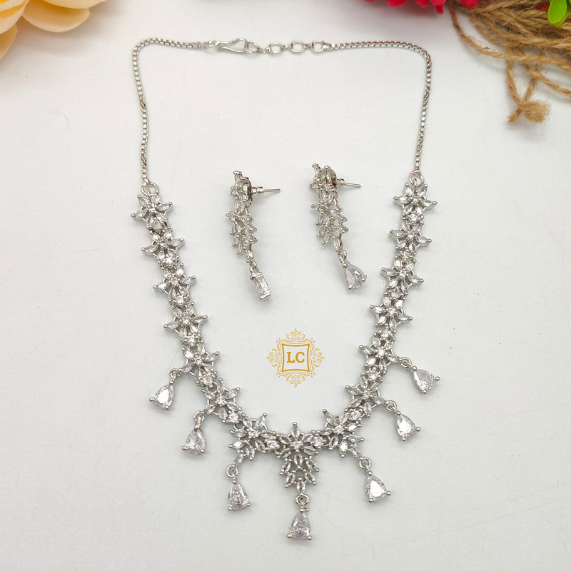American Diamond Silver Jewellery Set With Earrings.