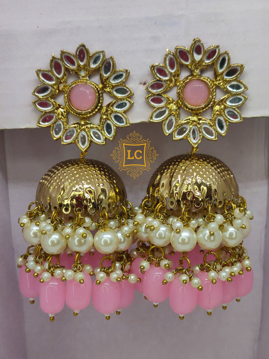 Sparkling Kundan Gold Plating Jhumka Earrings.