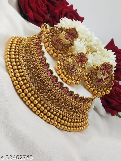 Handcrafted Artificial Maharashtrian Pearl Gold Plated Wedding Choker Jewellery Set