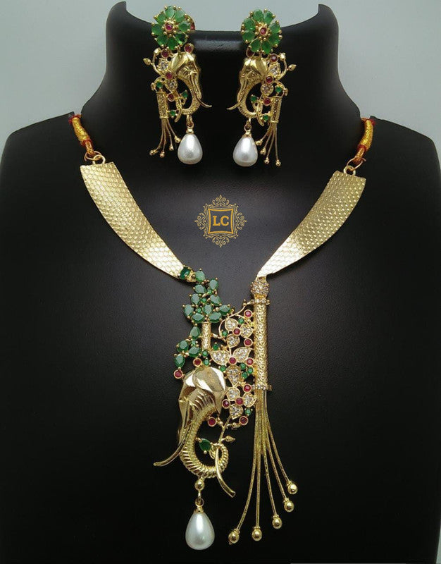 American Diamond Jewellery Set With Earrings.(LCN-527)