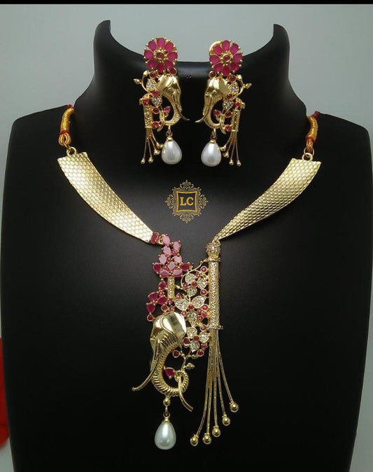 American Diamond Jewellery Set With Earrings.(LCN-527)