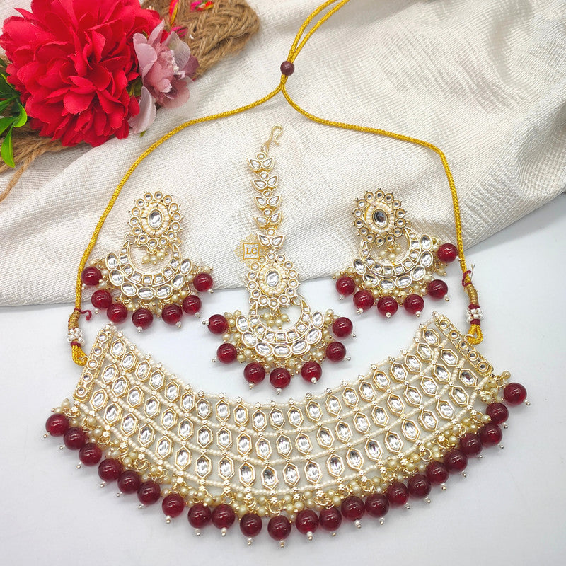 Kundan Beads Gold Plated Choker Necklace Set with Earrings and Maangtikka.
