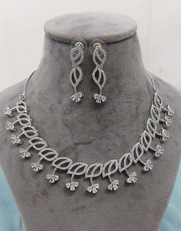 American Diamond Silver Jewellery Set With Earrings.