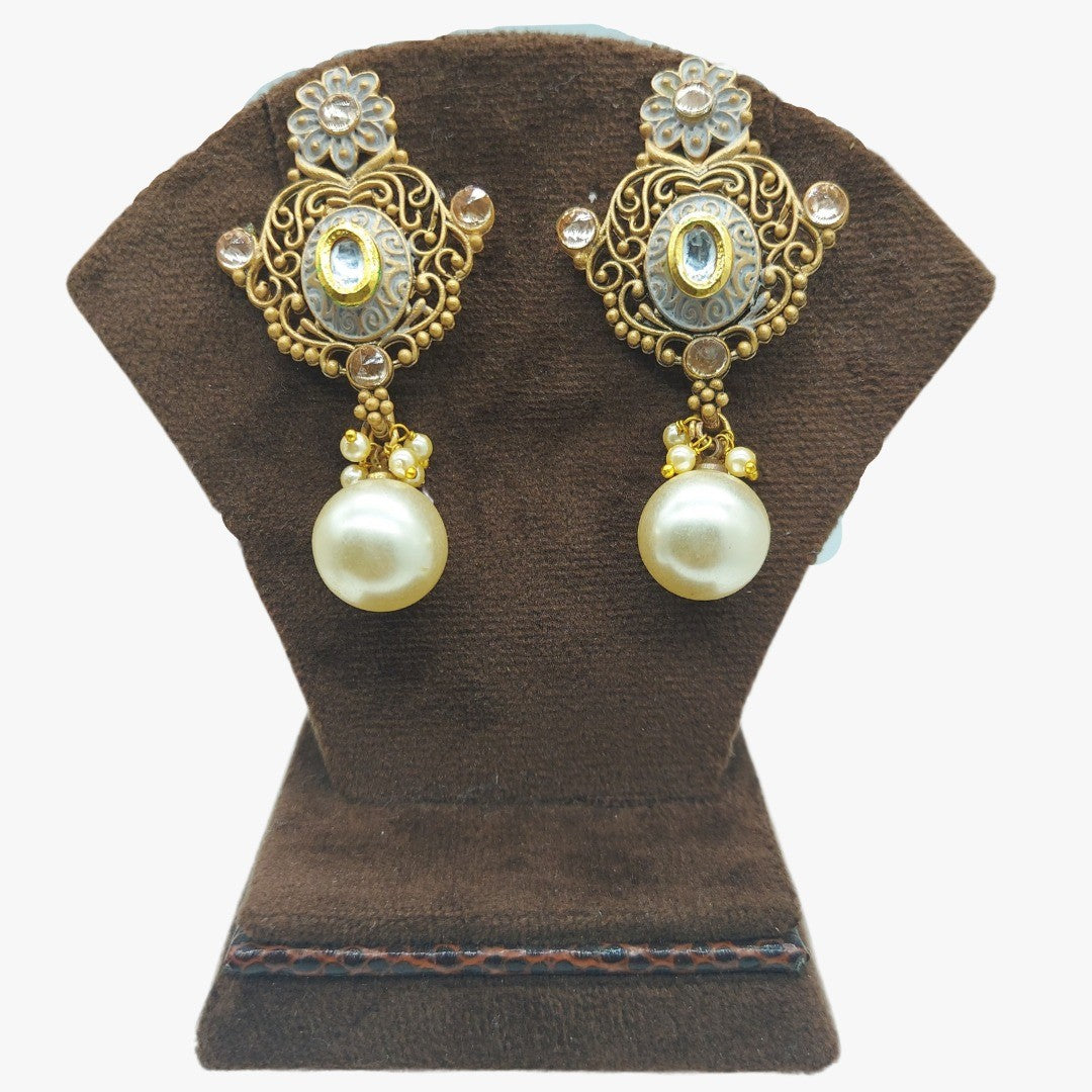 Latest Design Kundan Earrings