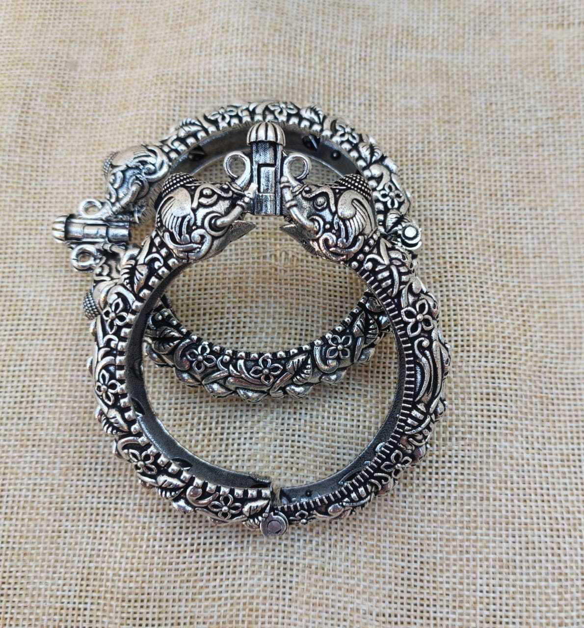 Oxidised Openable Bangles