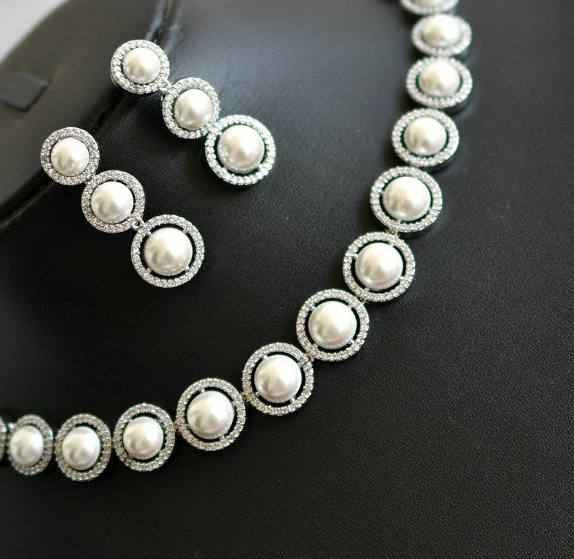 American Diamond Jewellery Set With Earrings.