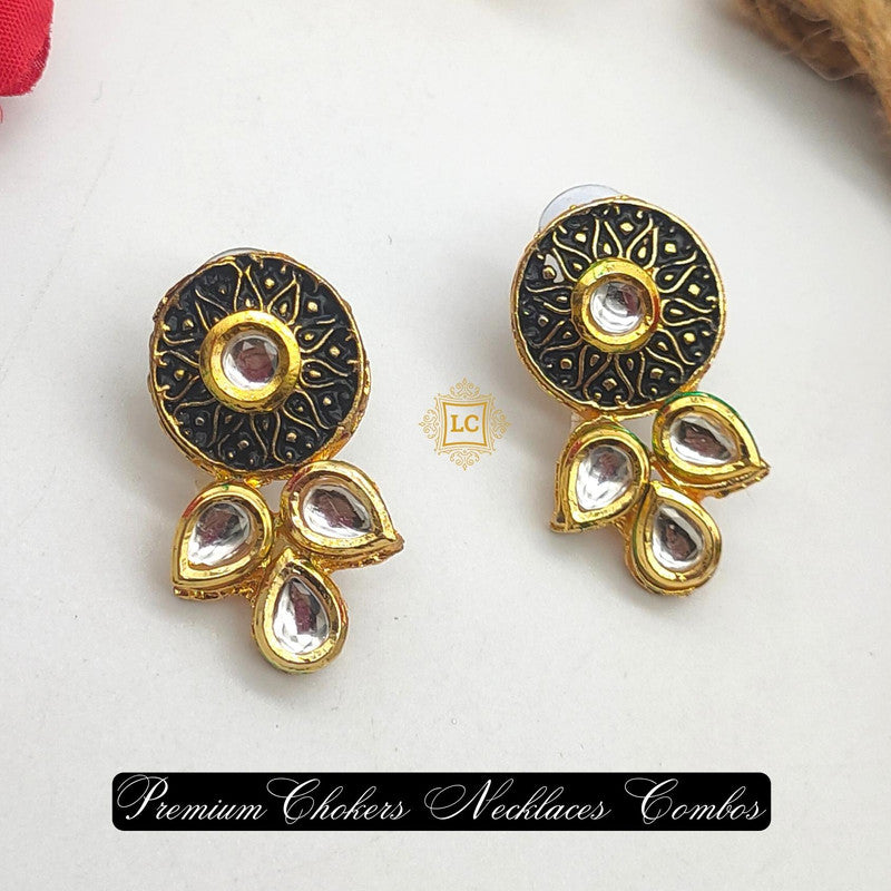 Elegant Kundan & Pearls Choker Necklace Set with Matching Earrings