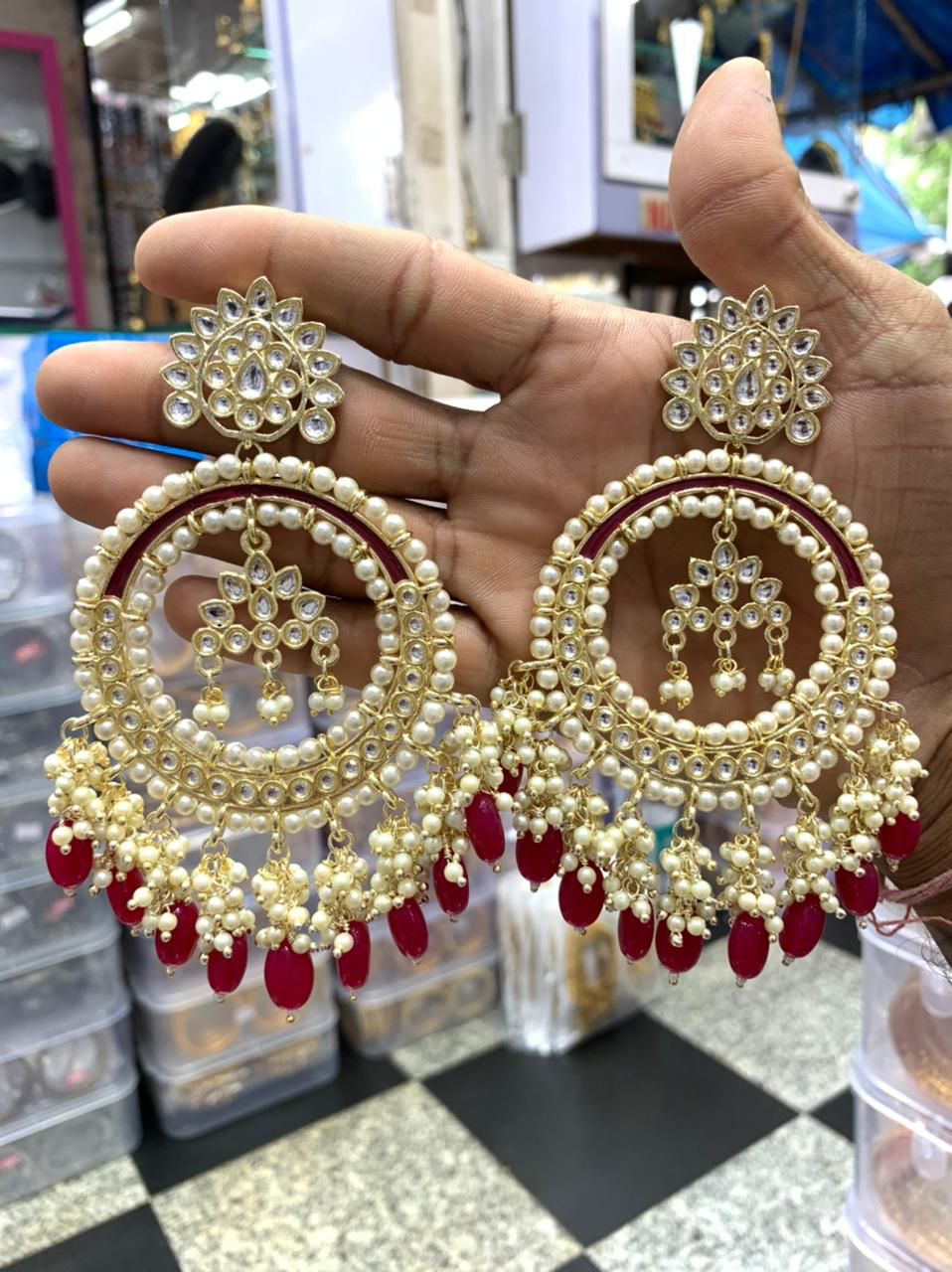 MaroonChandbali